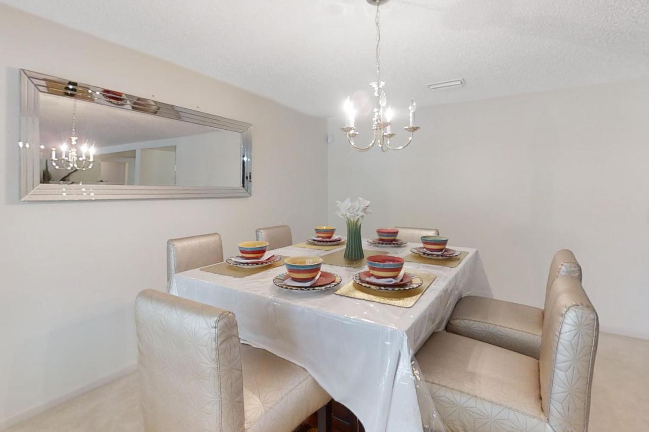 The Home On Tyson Lake Drive Джэксонвиль Экстерьер фото